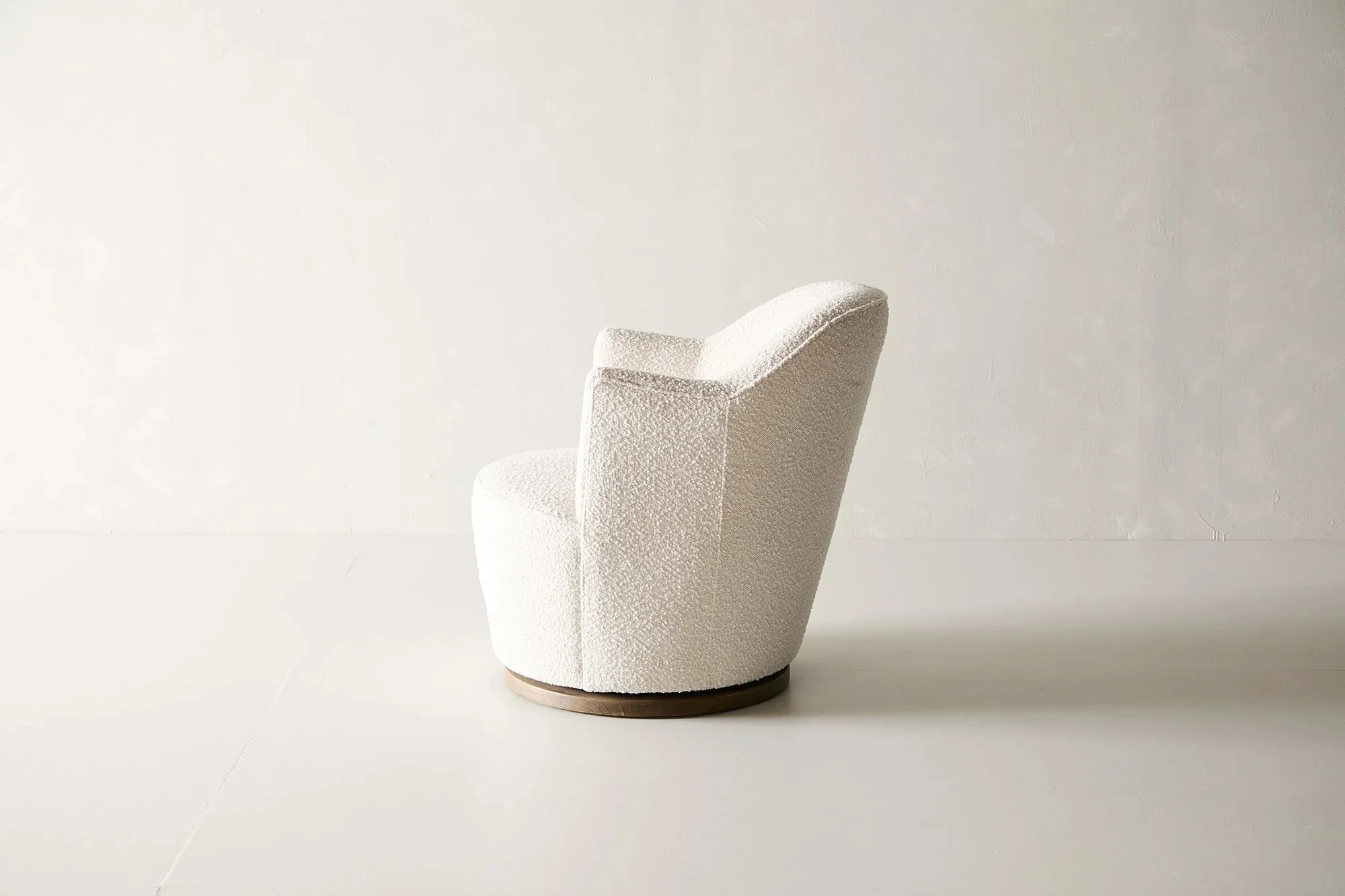 Audrey Swivel Chair - Image 4