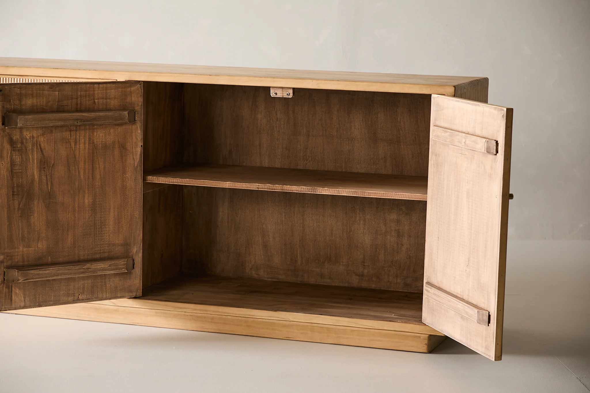 Reese Sideboard - Image 6