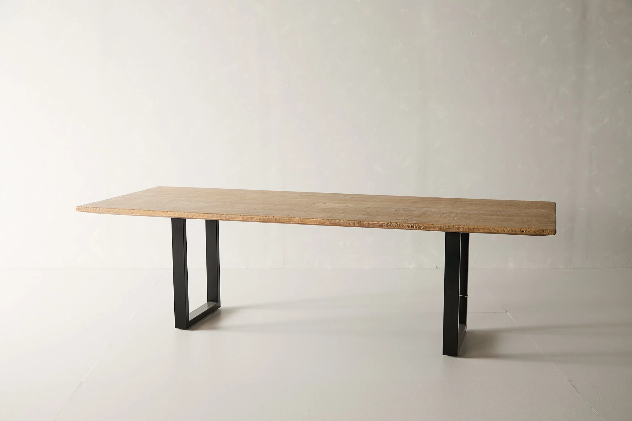 Reclaimed Pine Dining Table AE.118 - Image 3