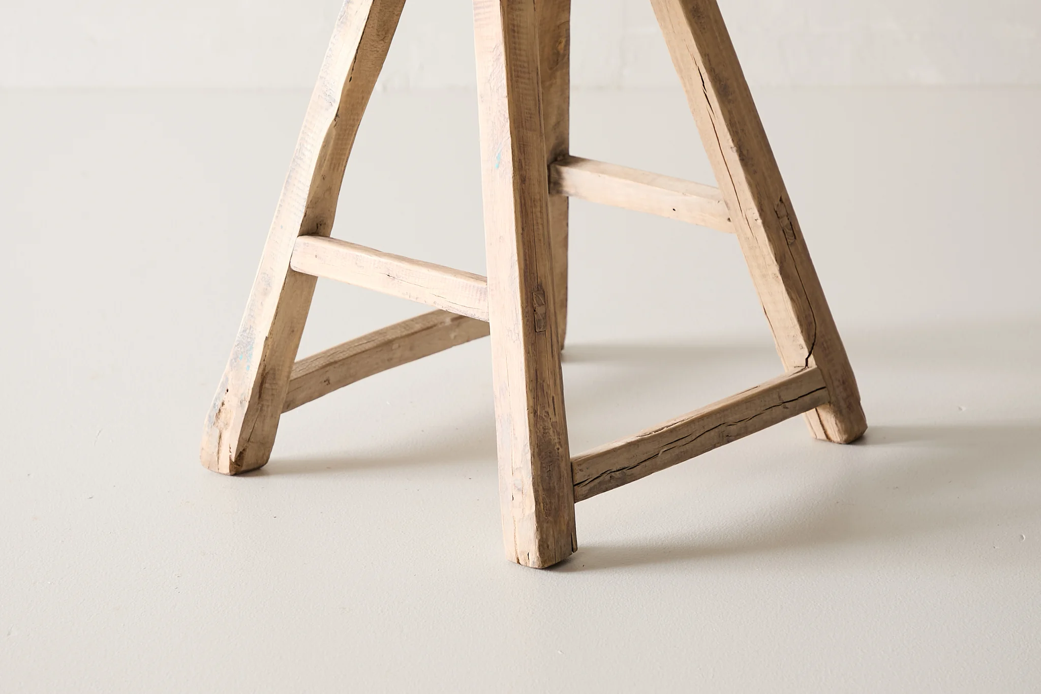 Vintage Elm Stool AE.179 - Circa 1945 - Image 5