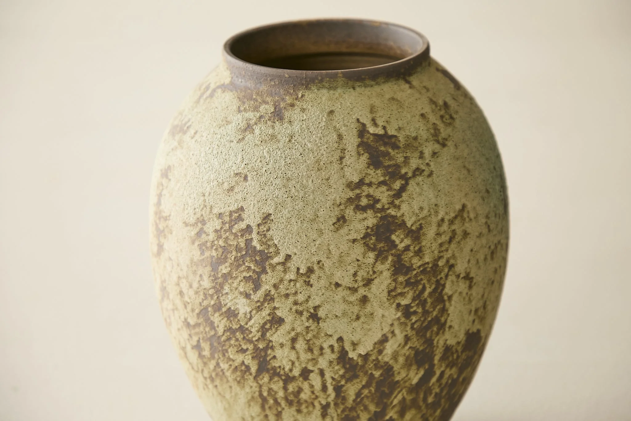 Celadon Porcelain Pot No. N9 - Image 3