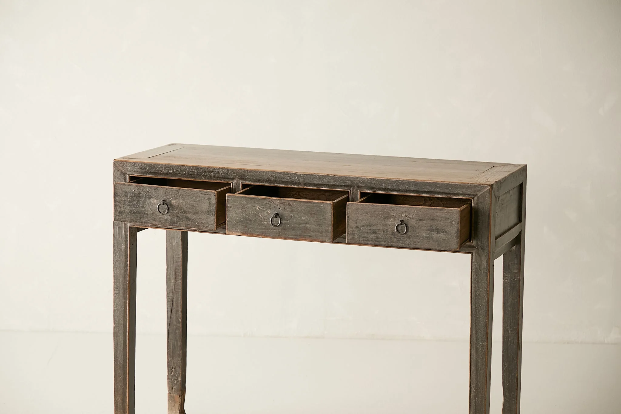 Vintage Solid Elm 3-Drawer Console No. N52 - Circa 1945 - Image 4