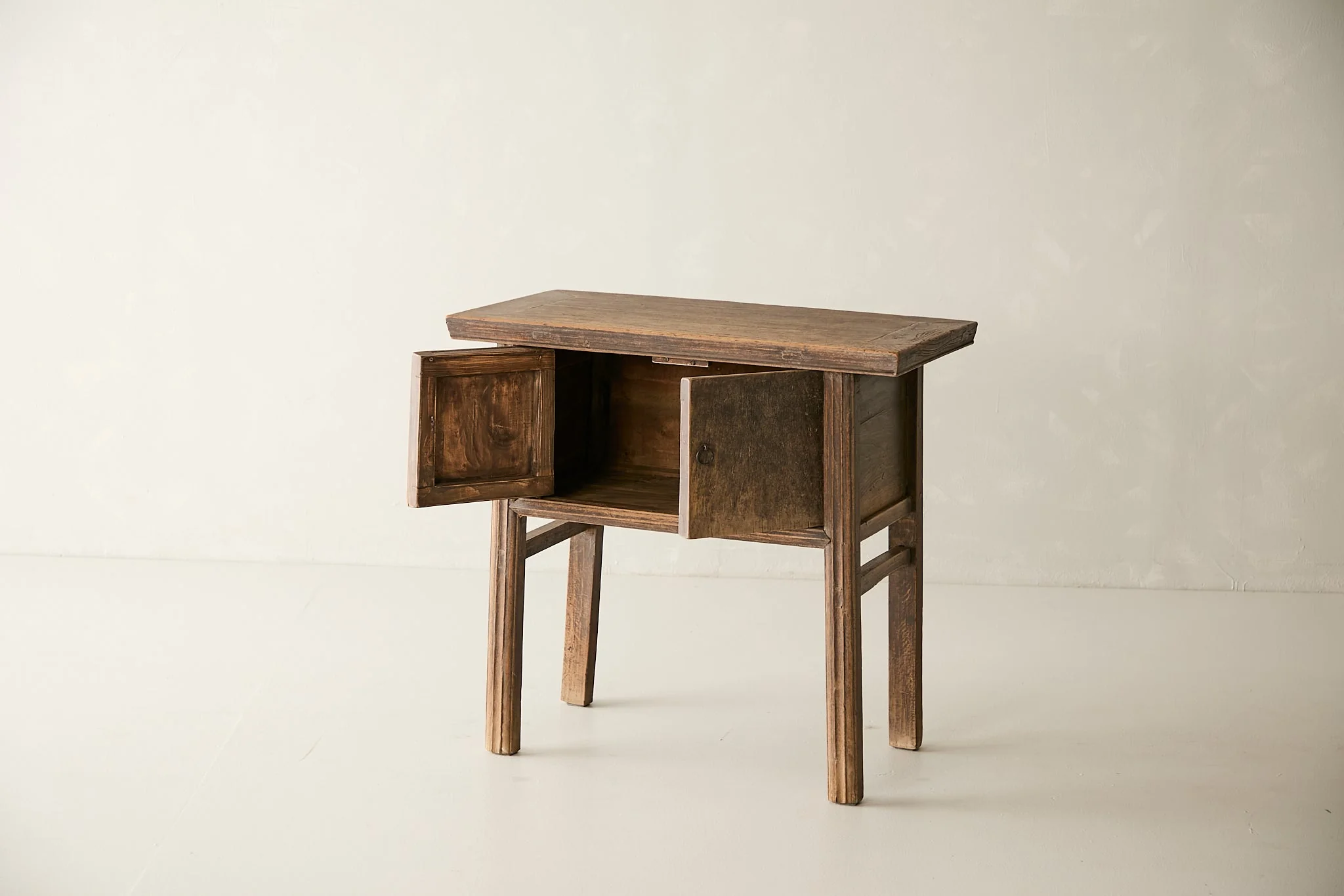 Vintage Solid Elm 2-Door Console No. N61 - Circa 1945 - Image 5
