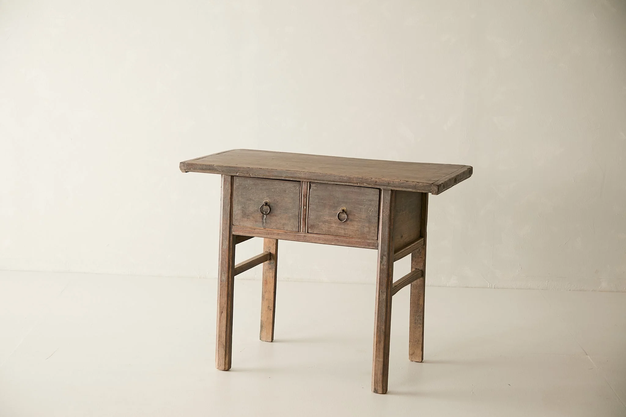 Vintage Solid Elm 2-Drawer Console No. N62 - Circa 1945 - Image 3
