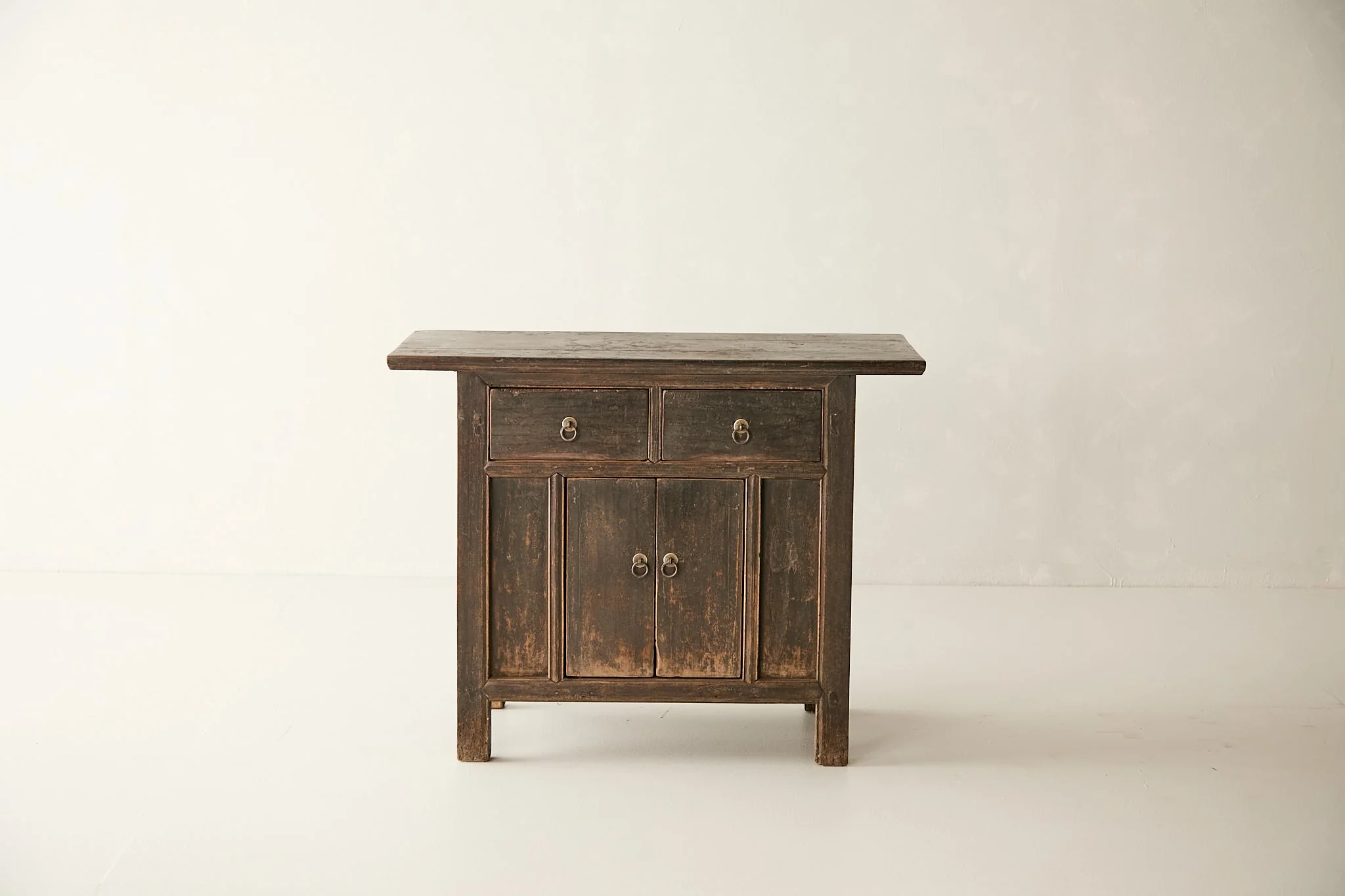 Vintage Solid Elm 2-Drawer Sideboard No. N100 - Circa 1905