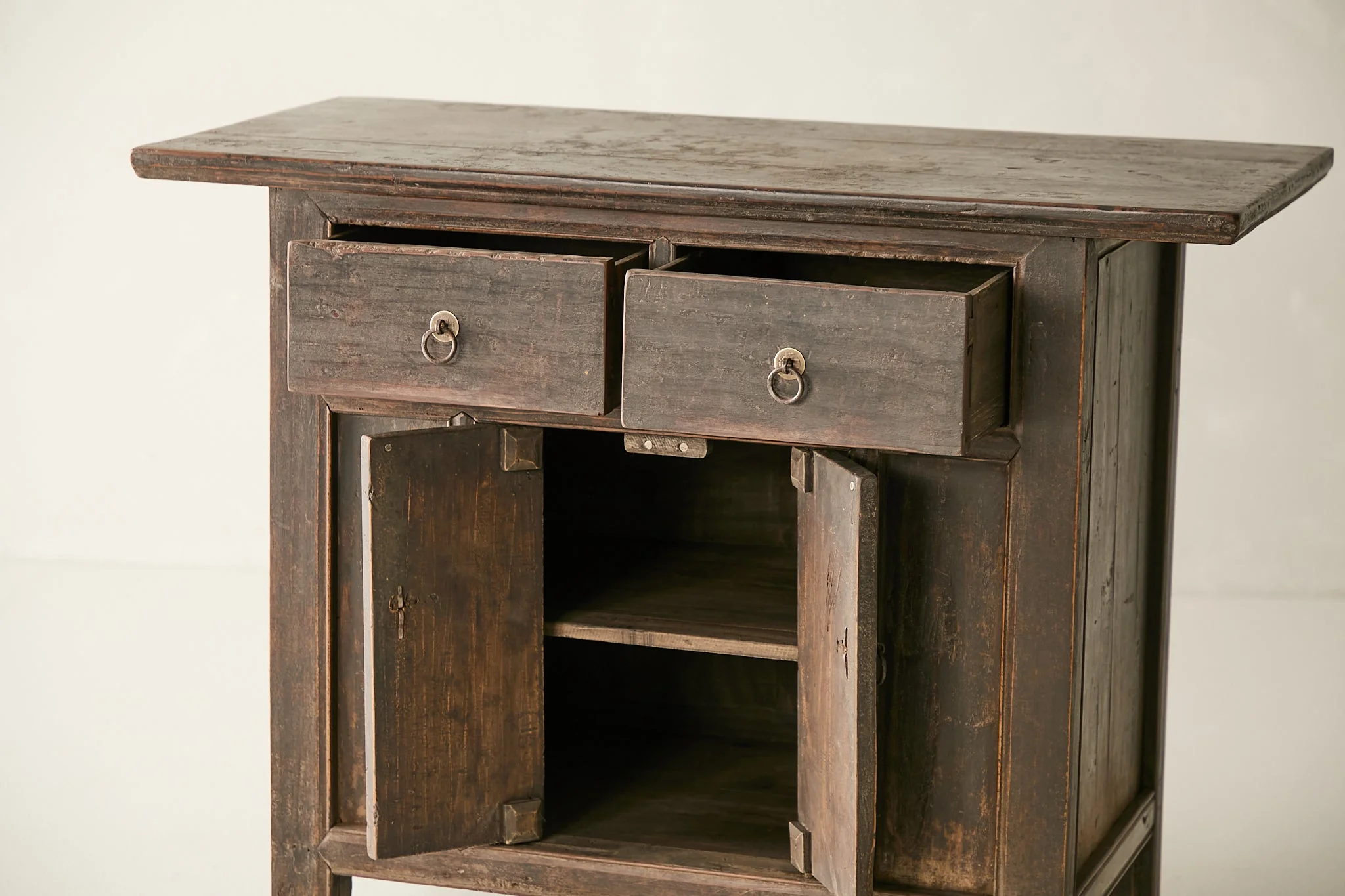 Vintage Solid Elm 2-Drawer Sideboard No. N100 - Circa 1905 - Image 6