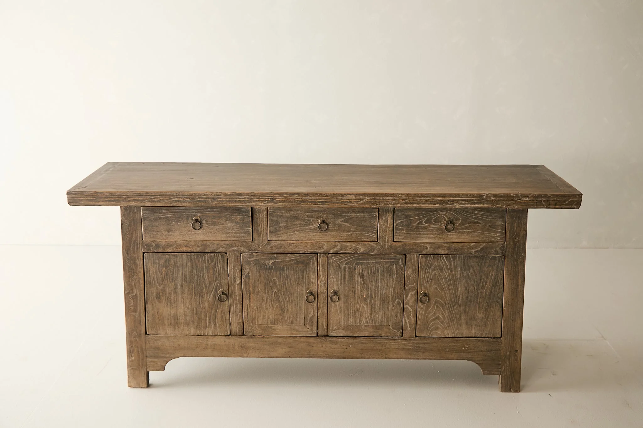 Vintage Solid Elm 4-Door Sideboard No. N109 - Circa 1905 - Image 3