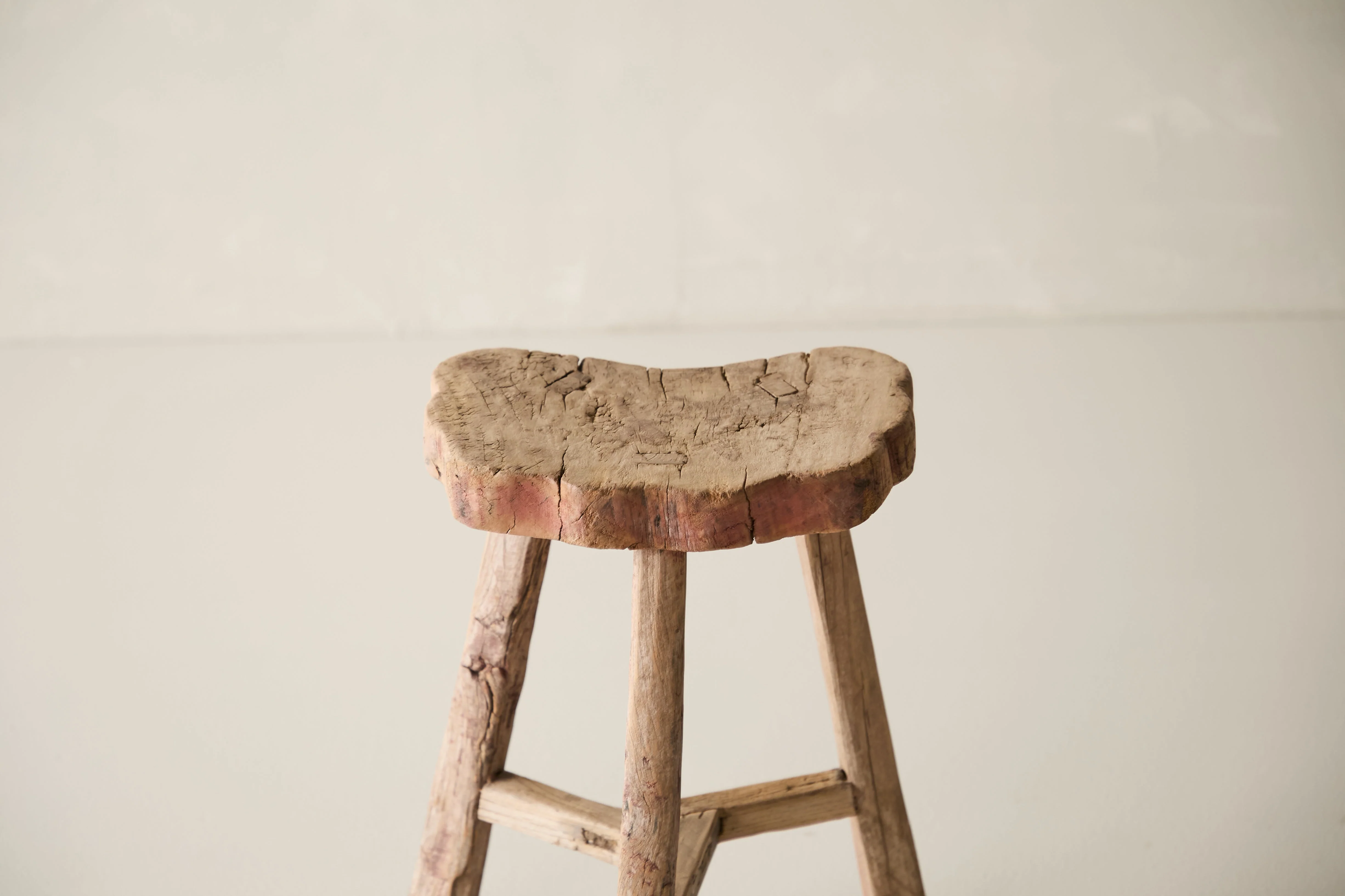 Vintage Solid Elm Saddle Stool - Circa 1955 No. K23 - Image 2