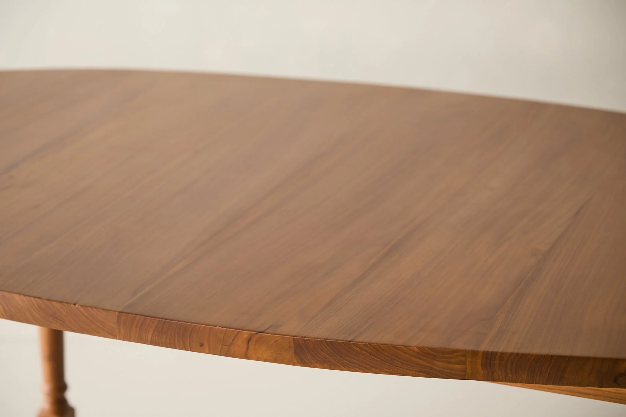 Ava Dining Table - Image 5